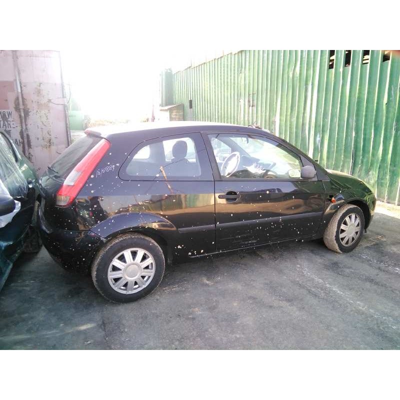 ford fiesta (cbk) del año 2004