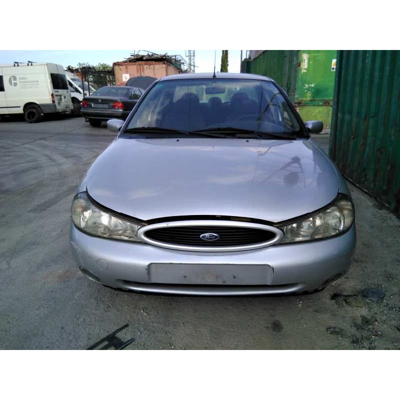 ford mondeo berlina (gd) del año 1999