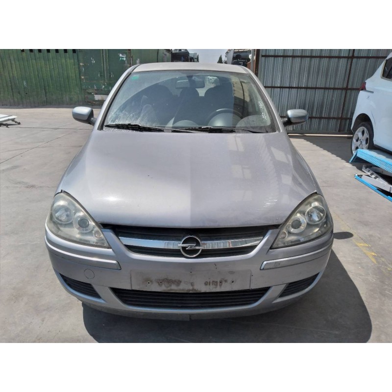 opel corsa c del año 2004