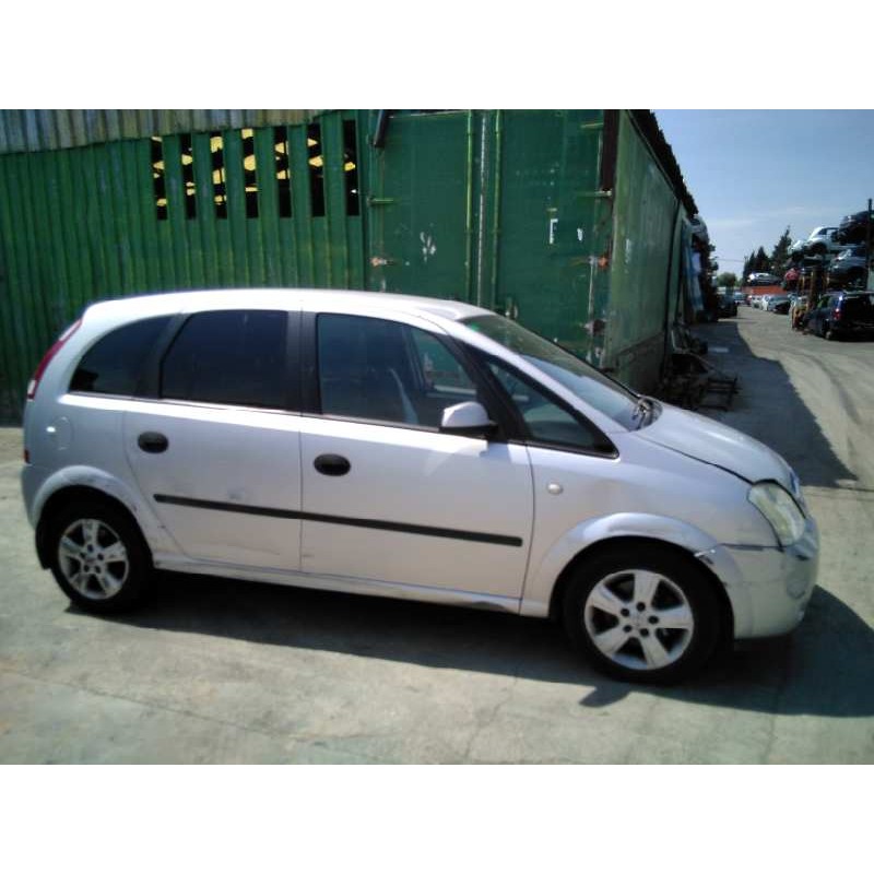 opel meriva del año 2004