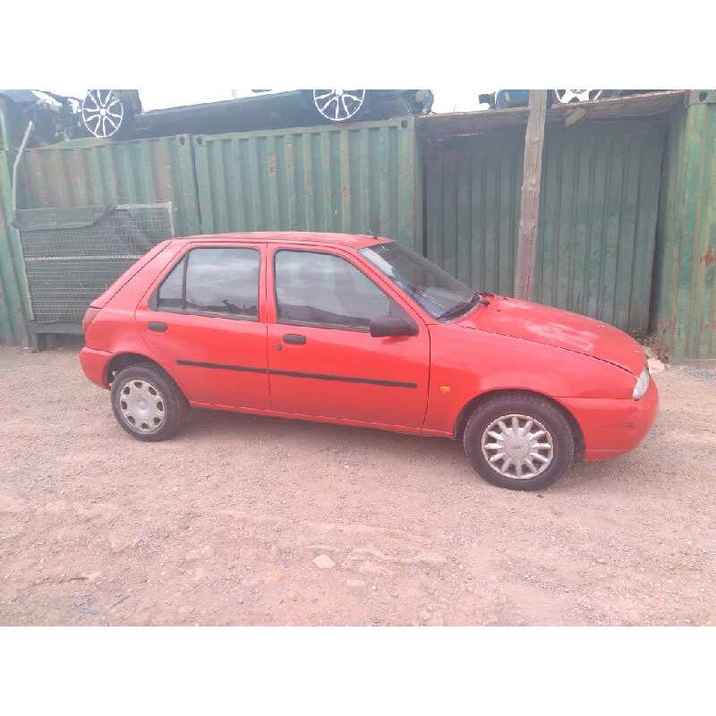 ford fiesta berlina del año 1997