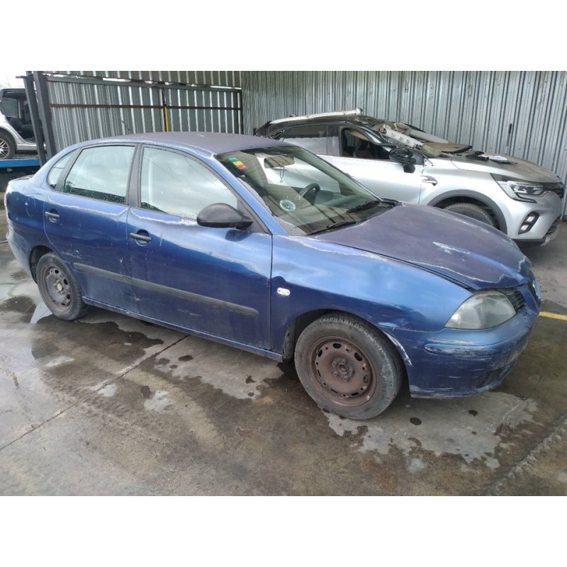 seat cordoba berlina (6l2) del año 2003