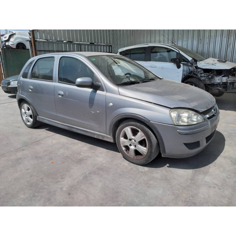 opel corsa c del año 2004