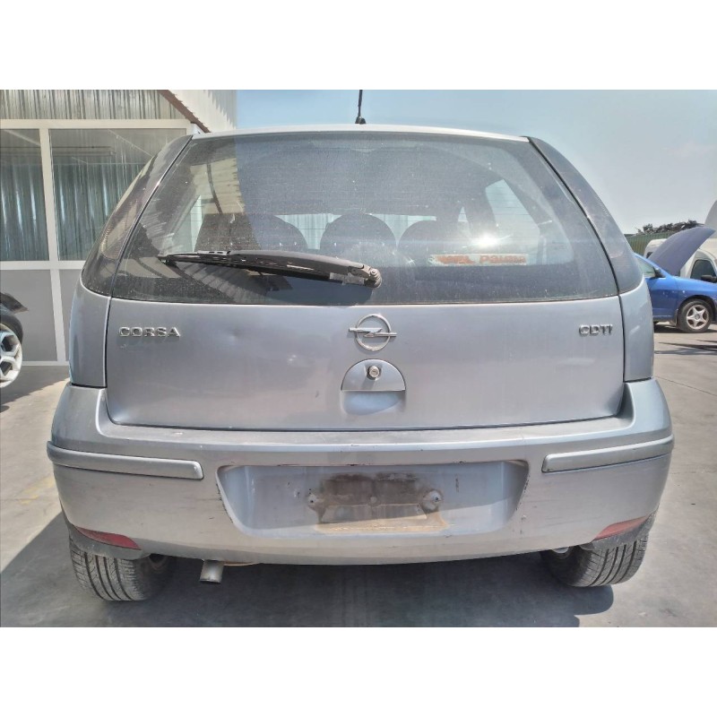 opel corsa c del año 2004