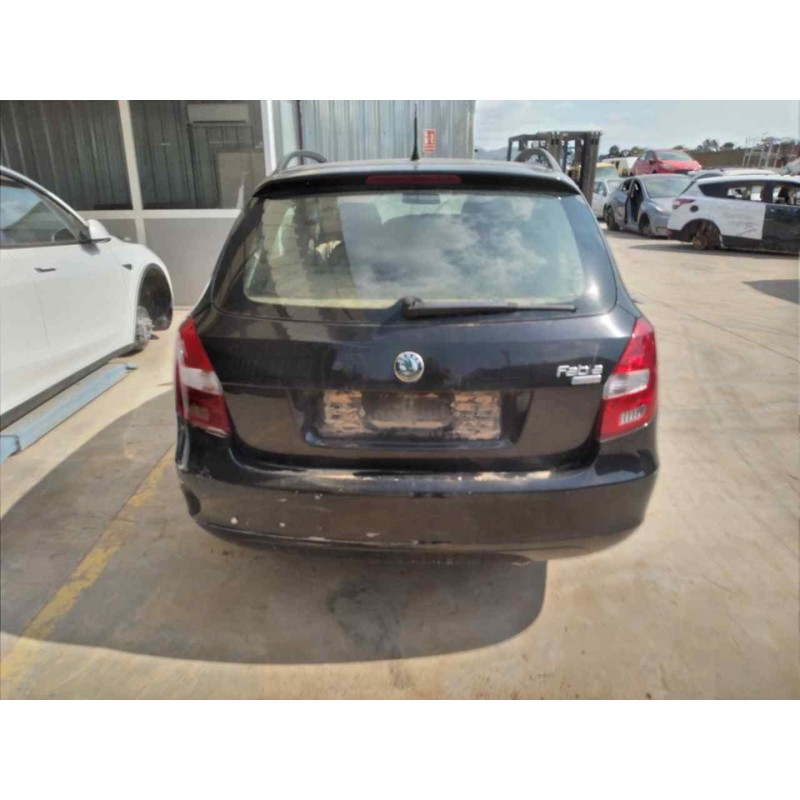 skoda fabia combi (5j5) del año 2009