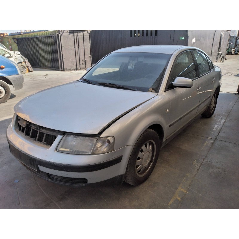 volkswagen passat berlina (3b2) del año 1999