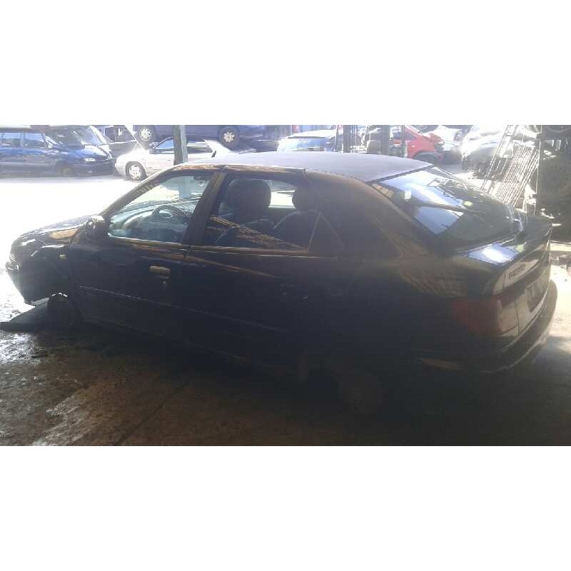 citroën xsara berlina del año 2000