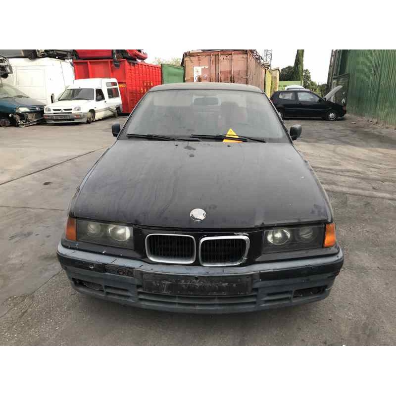 bmw serie 3 berlina (e36) del año 2000