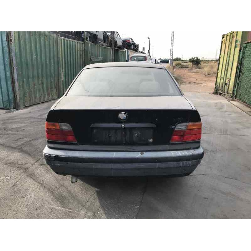 bmw serie 3 berlina (e36) del año 2000