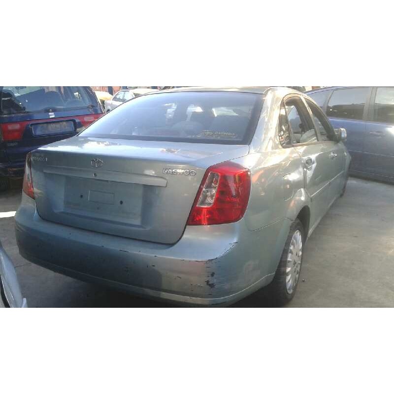 daewoo nubira berlina del año 2004
