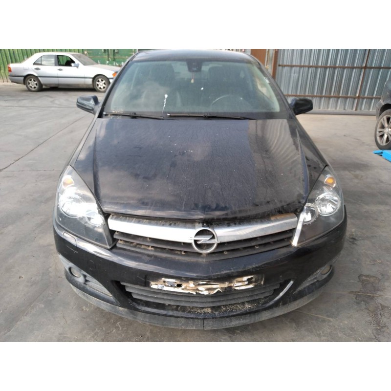 opel astra gtc del año 2005
