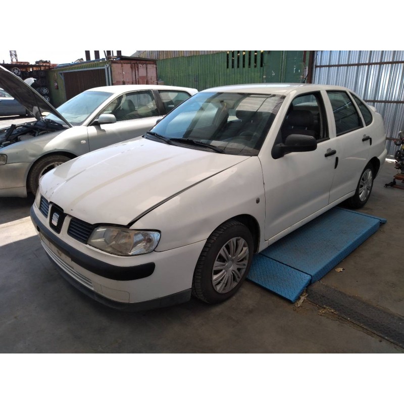 seat cordoba berlina (6k2) del año 2001