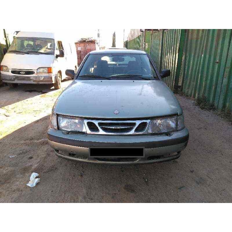 saab 9-3 berlina del año 2000