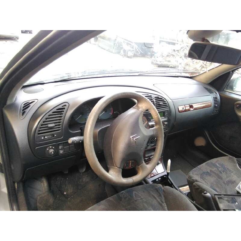 citroën xsara berlina del año 2000