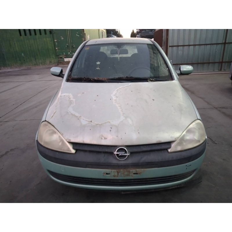 opel corsa c del año 2001