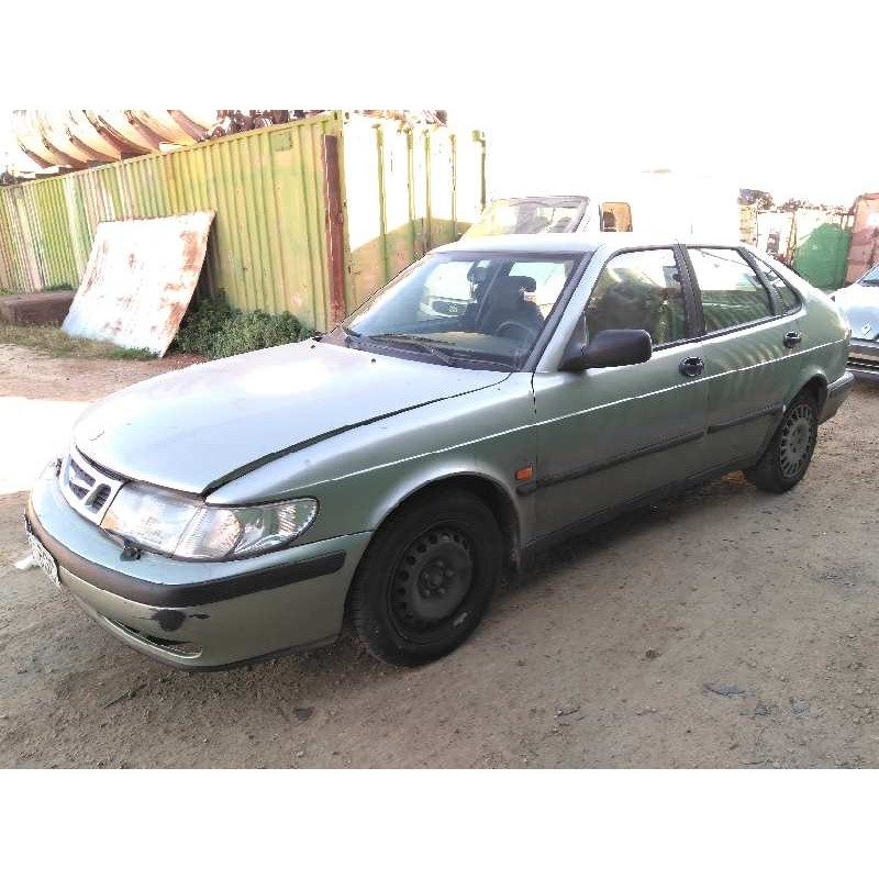 saab 9-3 berlina del año 2000