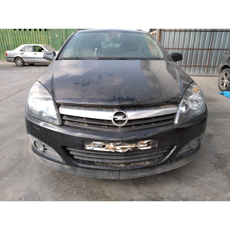 opel astra gtc del año 2005