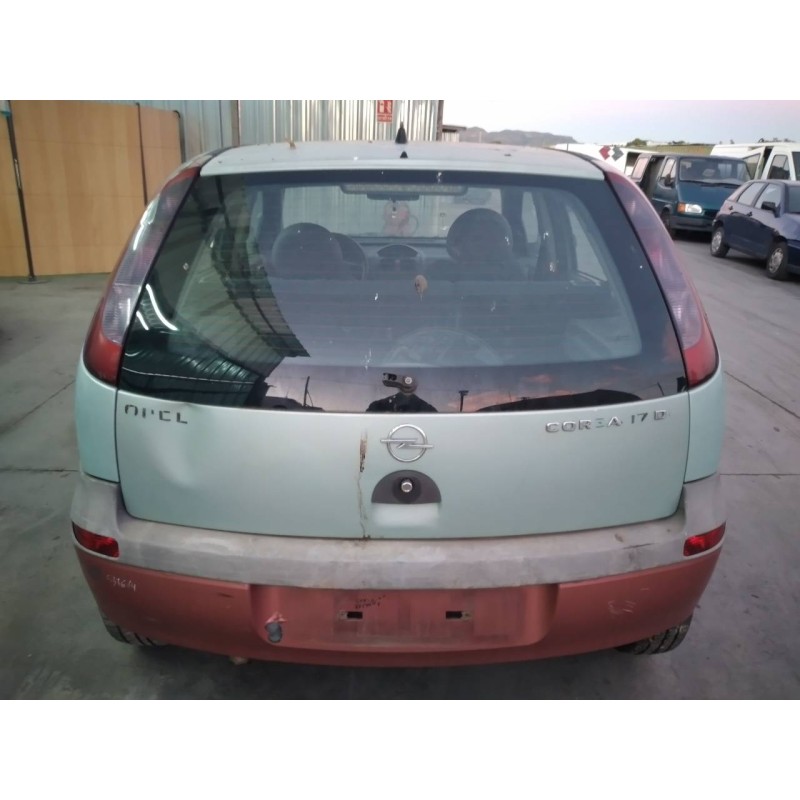 opel corsa c del año 2001