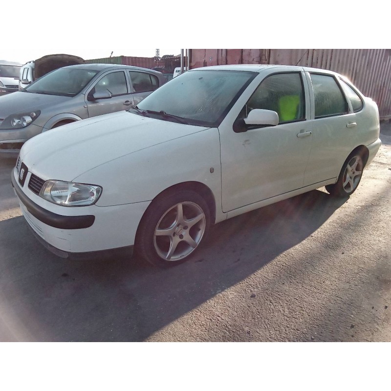 seat cordoba berlina (6k2) del año 1999