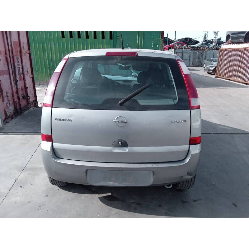 opel meriva del año 2004