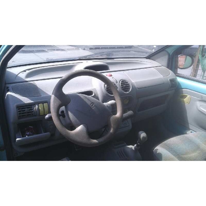 renault twingo (co6) del año 2000