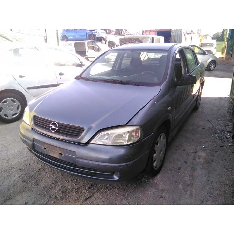 opel astra g berlina del año 1999