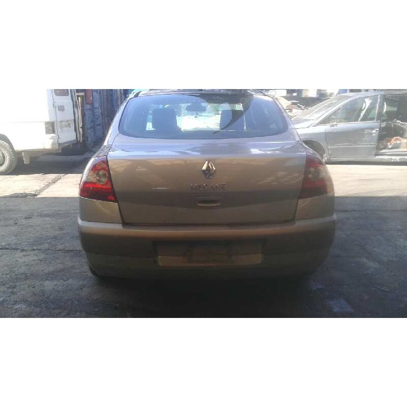renault megane ii classic berlina del año 2004
