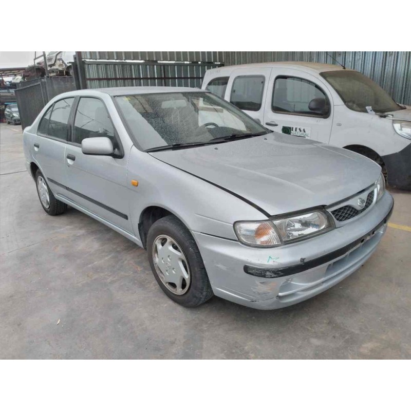 nissan almera (n15) del año 1999
