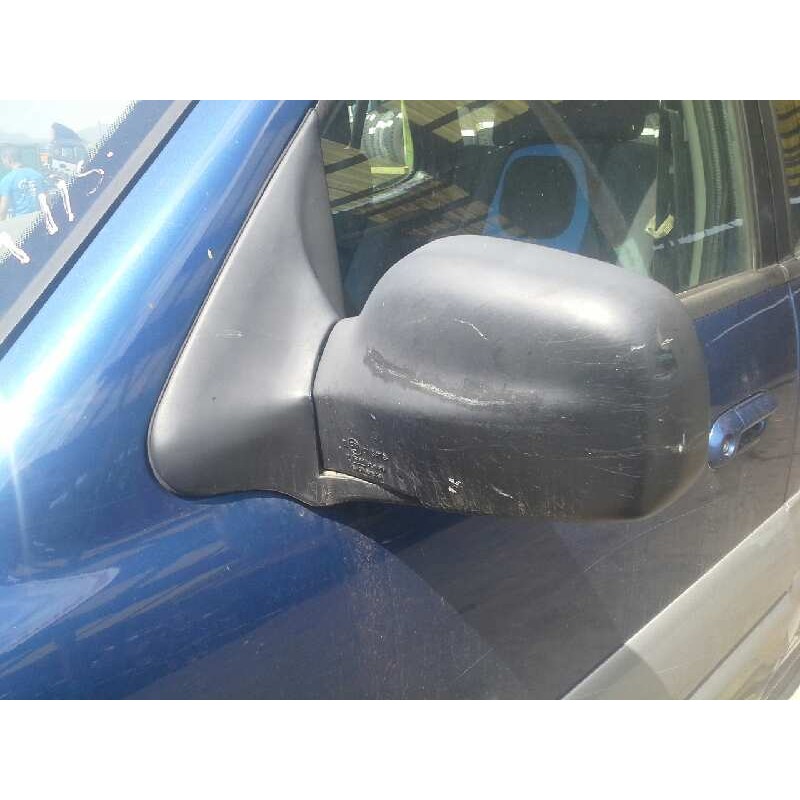 tata safari del año 2001