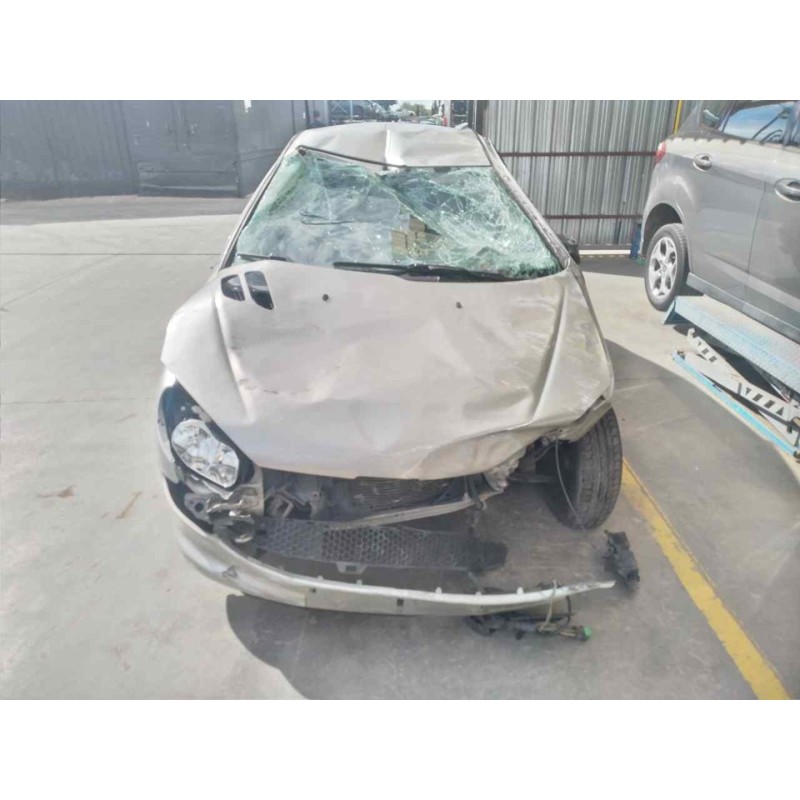 peugeot 206 berlina del año 2006