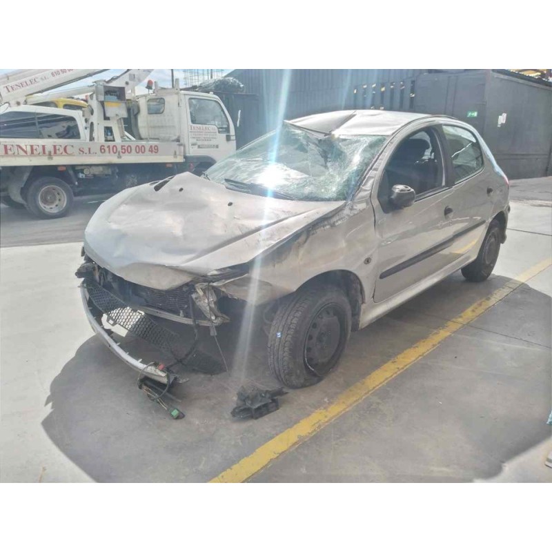 peugeot 206 berlina del año 2006