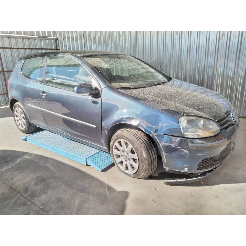 volkswagen golf v berlina (1k1) del año 2004