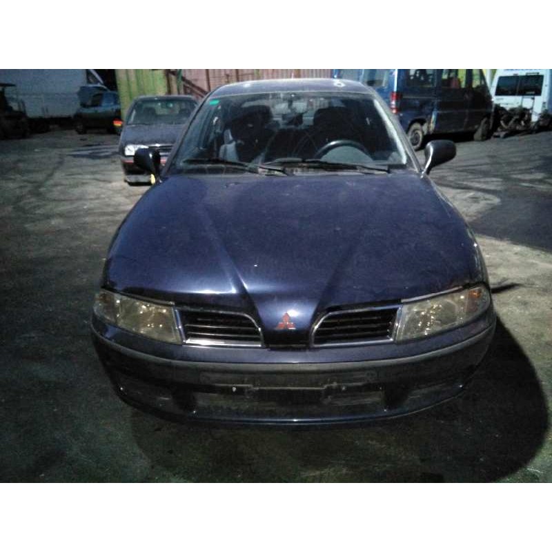 mitsubishi carisma berlina 5 (da0) del año 2001