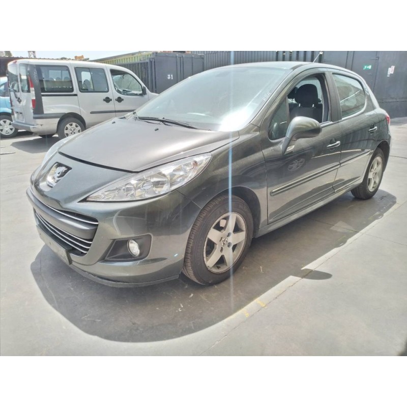 peugeot 207 del año 2010