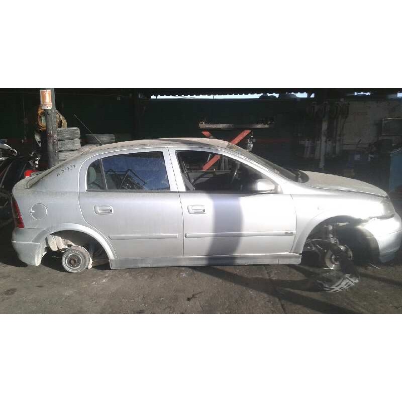 opel astra g berlina del año 2003