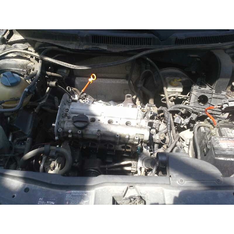 volkswagen golf iv berlina (1j1) del año 2001