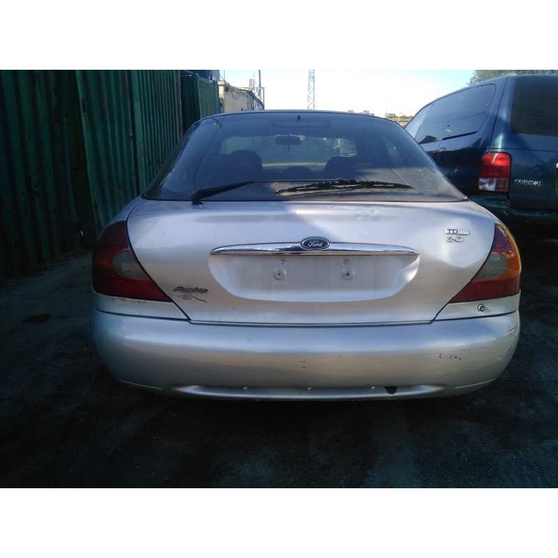 ford mondeo berlina (gd) del año 2000