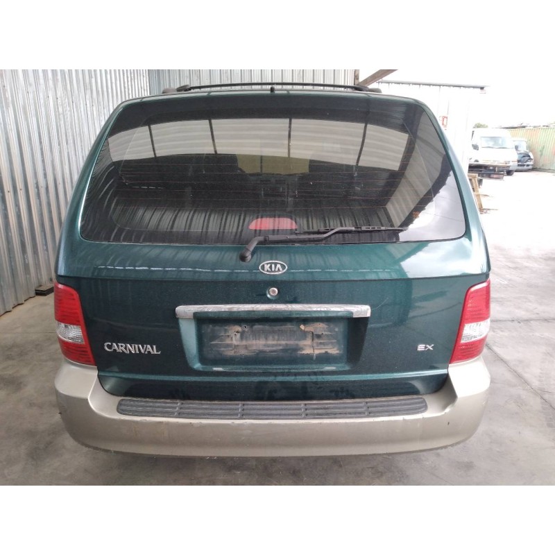 kia carnival ii del año 2004