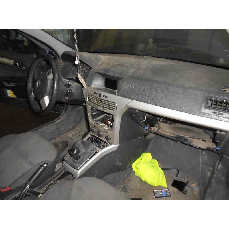 opel astra h berlina del año 2007