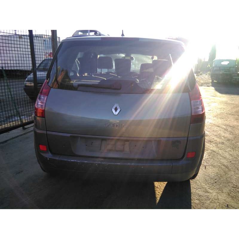 renault scenic ii del año 2004