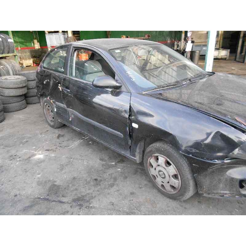 seat ibiza (6l1) del año 2002
