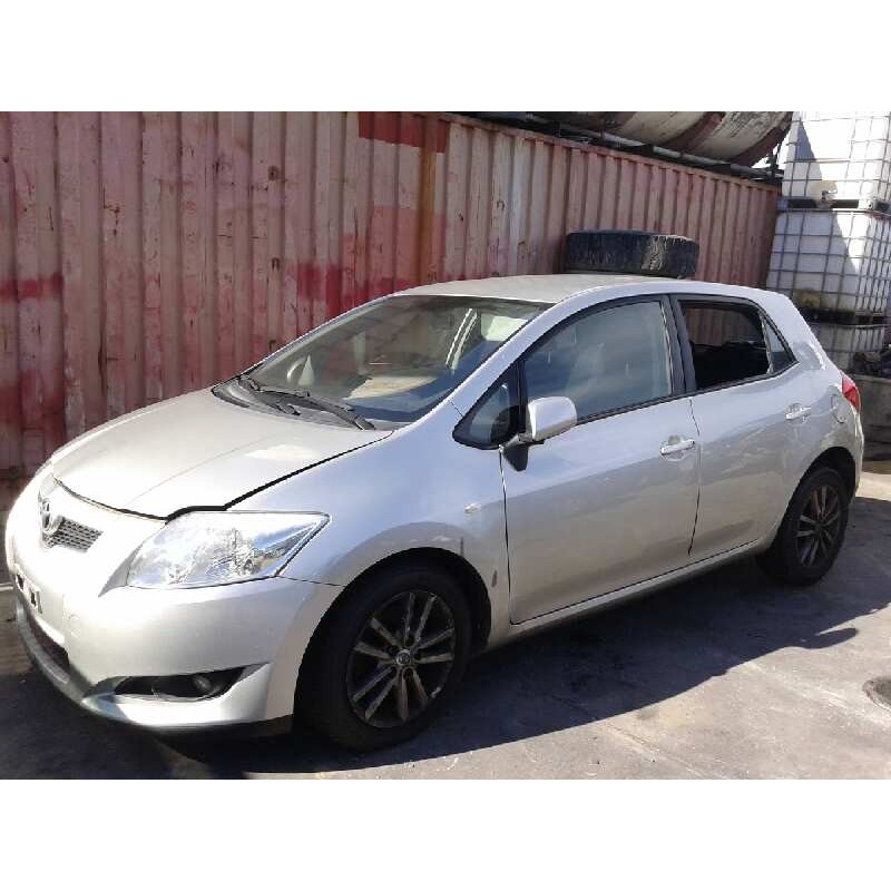 toyota auris del año 2008