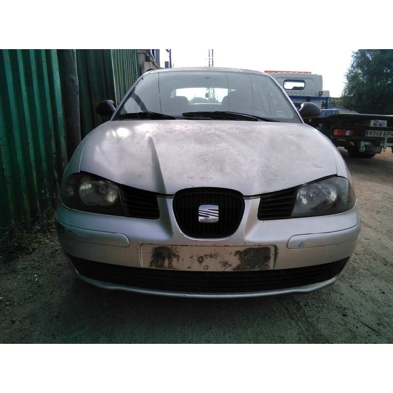 seat ibiza (6l1) del año 2003