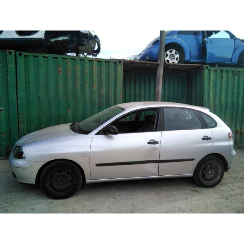 seat ibiza (6l1) del año 2003