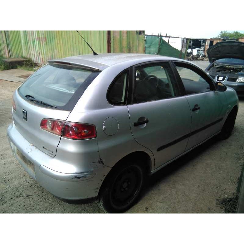 seat ibiza (6l1) del año 2003
