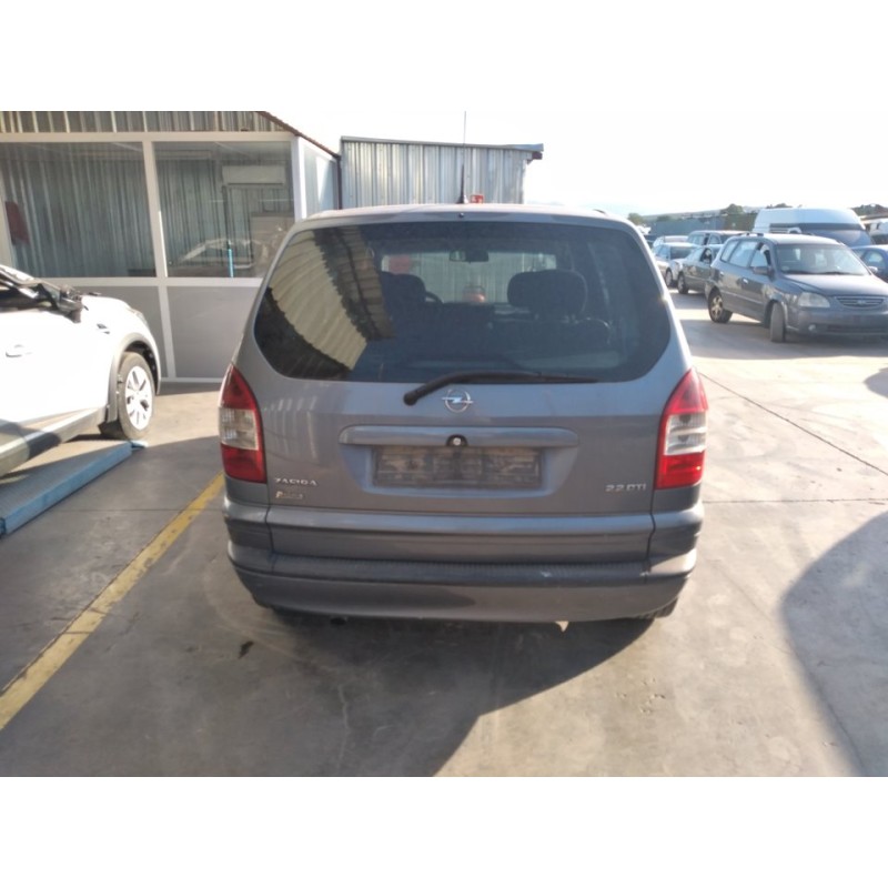 opel zafira a del año 2005