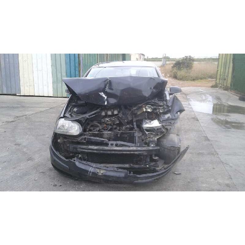 volkswagen golf v berlina (1k1) del año 2004