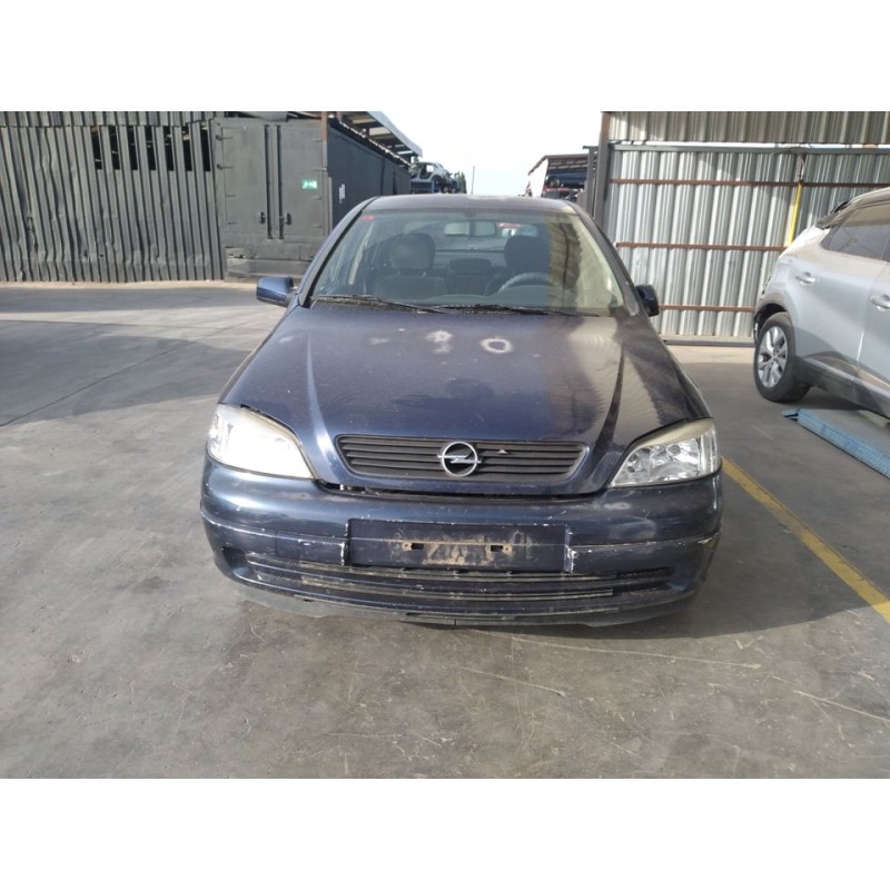 opel astra g berlina del año 2001
