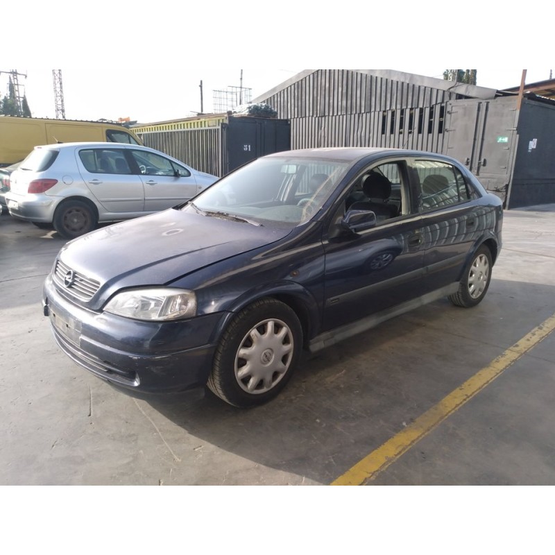 opel astra g berlina del año 2001