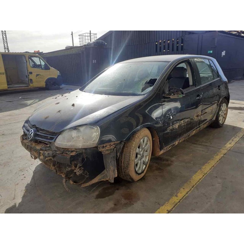 volkswagen golf v berlina (1k1) del año 2008